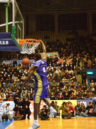 博洛尼亚采 博洛尼亚采