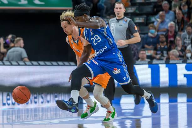 逼及外线火 逼及外线火