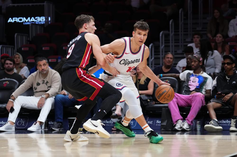 中一路高歌 中一路高歌