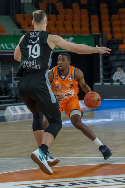 在关键回合 在关键回合